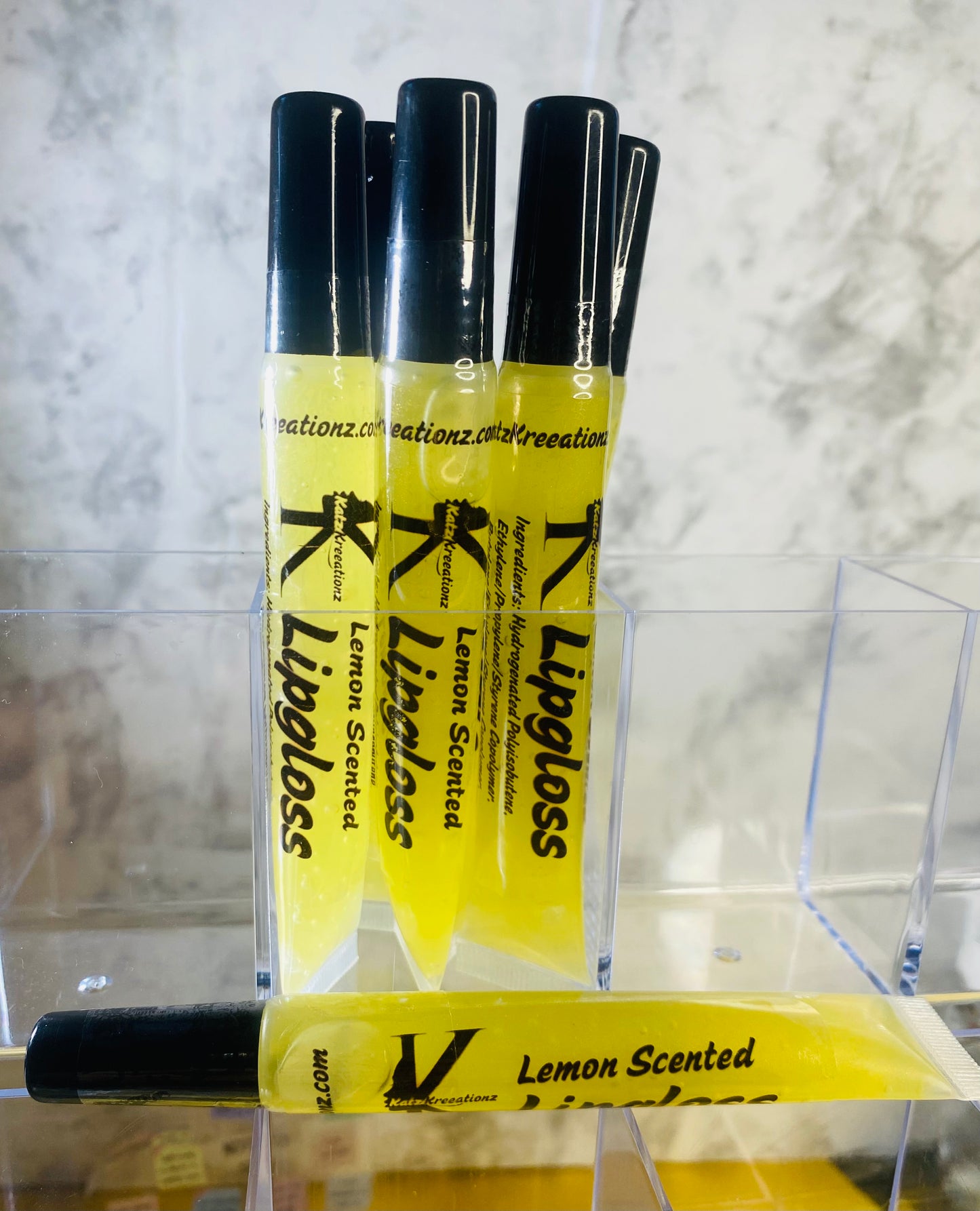 Clear High-Shine Lip Gloss – Hydrating & Non-Sticky Formula